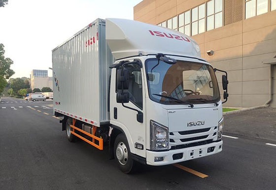 Veículo de luxo Isuzu Diesel Truck Veículo pesado de caminhão 4×2 Tração traseira