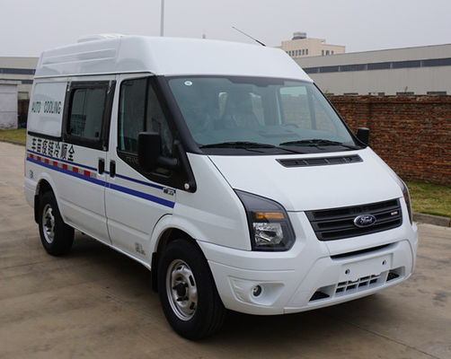 Camião refrigerado de 100 kW MT82 Ford Transit Reefer Van White
